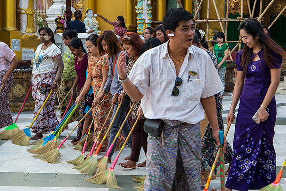 Sweepers Shwedagon Pagoda Yangon