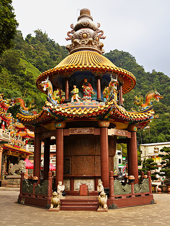 Longyin Temple, Fanlu