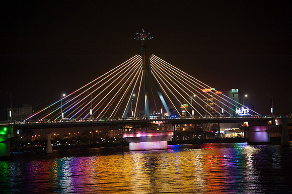 Song Han Bridge Da Nang