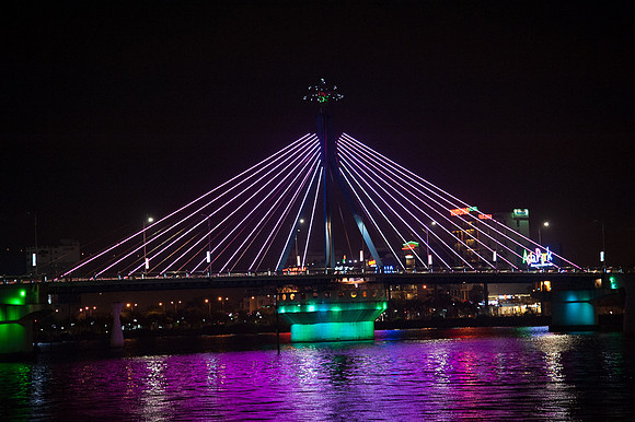 Song Han Bridge Da Nang